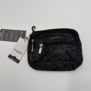 Baggallini Sac à main pour femme à triple fermeture éclair avec accessoire portefeuille - Ceinture de voyage, Noir/blanc, Taille unique