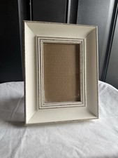 Rustic Distressed White Photo Frame for 4x6 Picture Horizontal Or Vertical