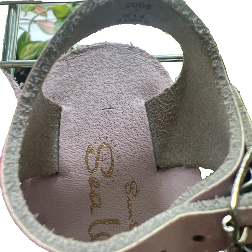New Sun-San Salt Water Sandals,water safe Sea Wee style, pink infant 1 - Image 2 of 3