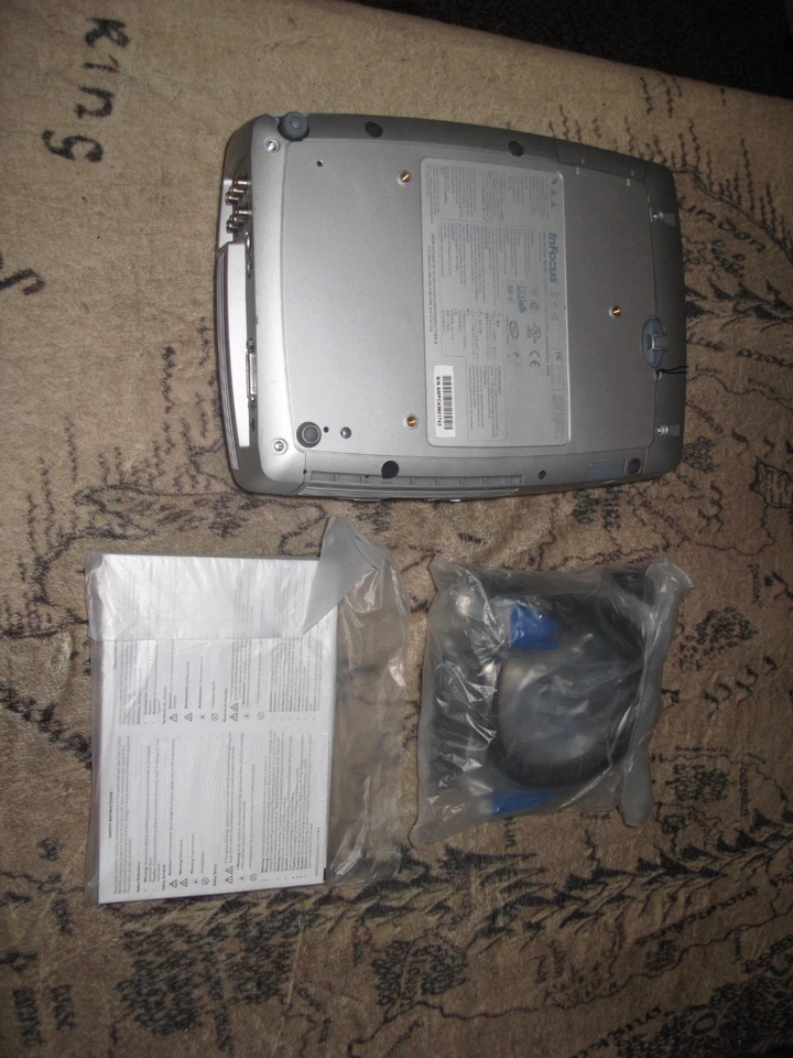 ScreenPlay By InFocus 4805 DLP Portable Electric Projector 854 X 480 - Image 2 of 4