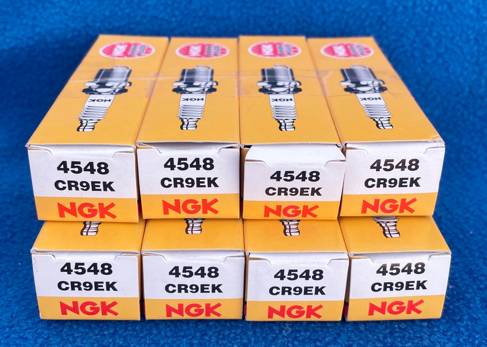 Lot of 8 NGK Spark Plugs - Model 4548 CR9EK - NEW
