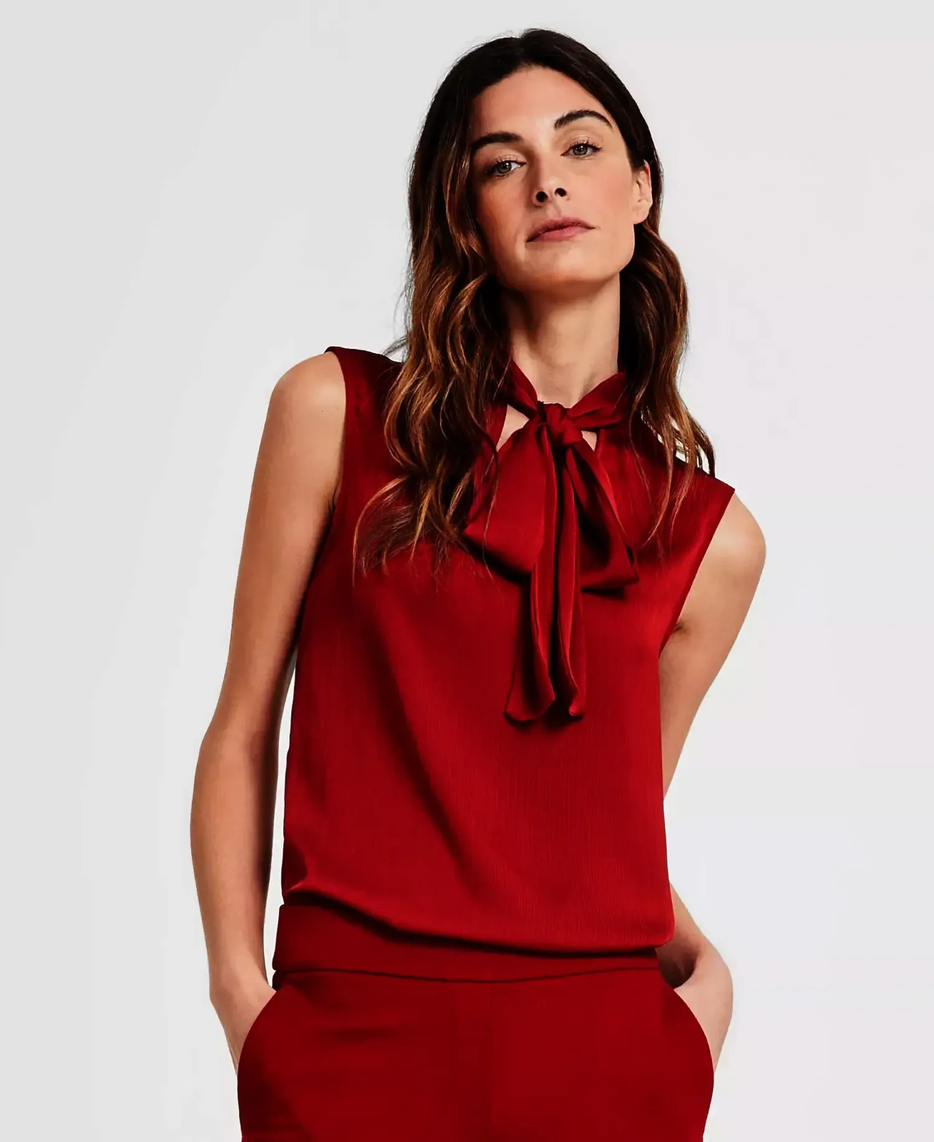 Anne Klein Blouse Womens Size L Red Bow Tie Neck Keyhole Sleeveless Top NWT $79