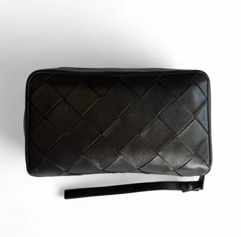 Bottega Veneta intrecciato clutch bag leather Black Second Bag Mens Authentic - Image 2 of 4