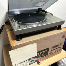 Technics SL-1200 First Generation Turntable Record Player w/Box Working