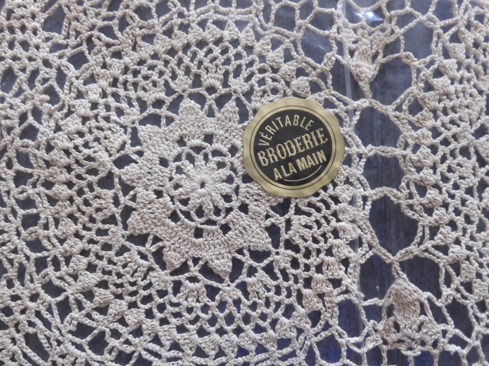 Napperon ovale en fil de coton écru - Photo 2/2