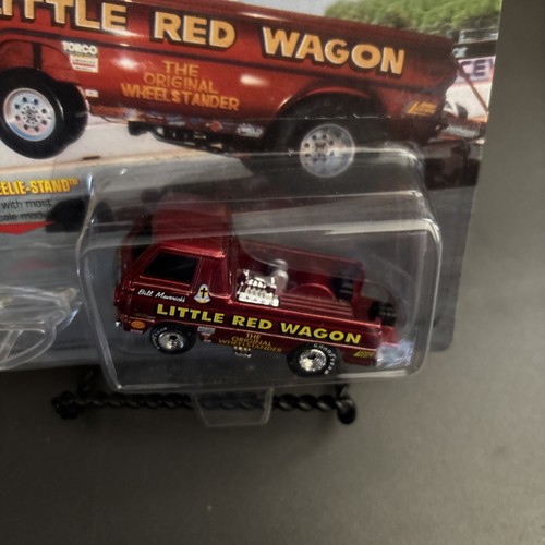 Little Red Wagon Wheelstander Drag Truck Johnny Lightning 1/64 Preowned 1997 - Picture 3 of 6