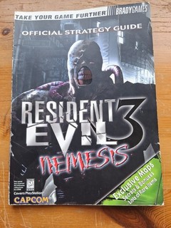 Resident Evil 3 Nemesis Official Game Strategy Guide For Playstation PS1 BRADY