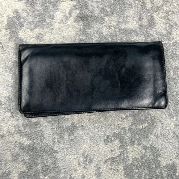 Cartera Cartier Plateada Brillante Cuero Negro Larga Doble Plegable Silenciosa Lujo Atemporal Foto 4 de 4