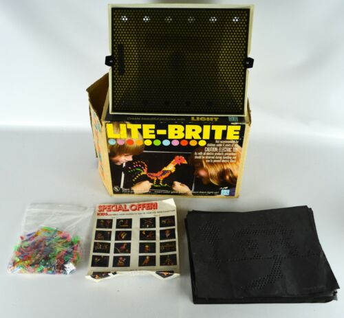 Lite Brite in Original Box Bulb, Peg & Sheets Old Toy Vintage Light Bright - Picture 2 of 10