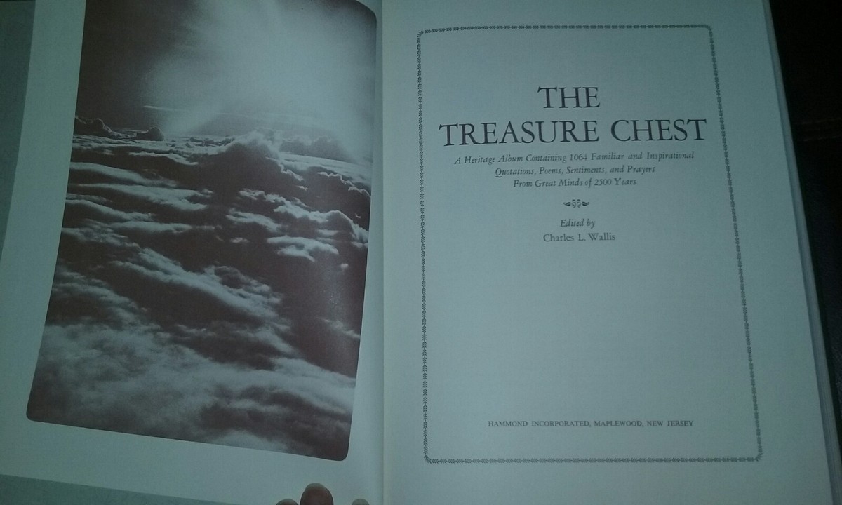 希少1965年　THE TREASURE CHEST Rare The Treasure Chest Book by Charles L. Wallis 1965