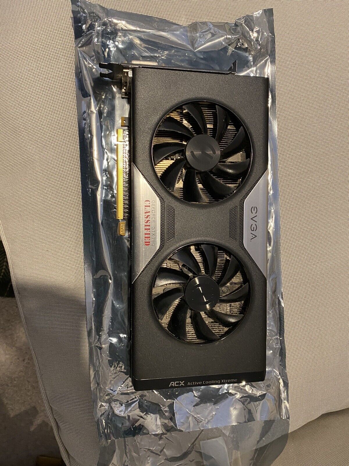 Picture 1 of 4