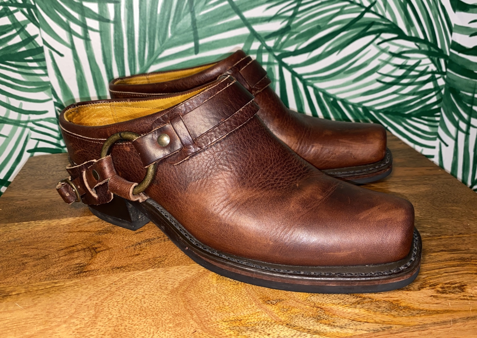 Shoes Designer By Frye In Brown, Size: 7.5