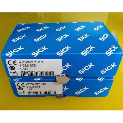 one new   KT5W-2P1316 Color sensor in box Fast Delivery &ex