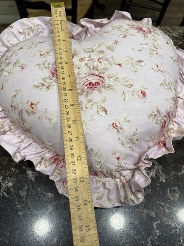 Rachel Ashwell Shabby Chic HEART PILLOW Pale Pink w Roses & Ruffle Cottage Decor - Picture 4 of 5