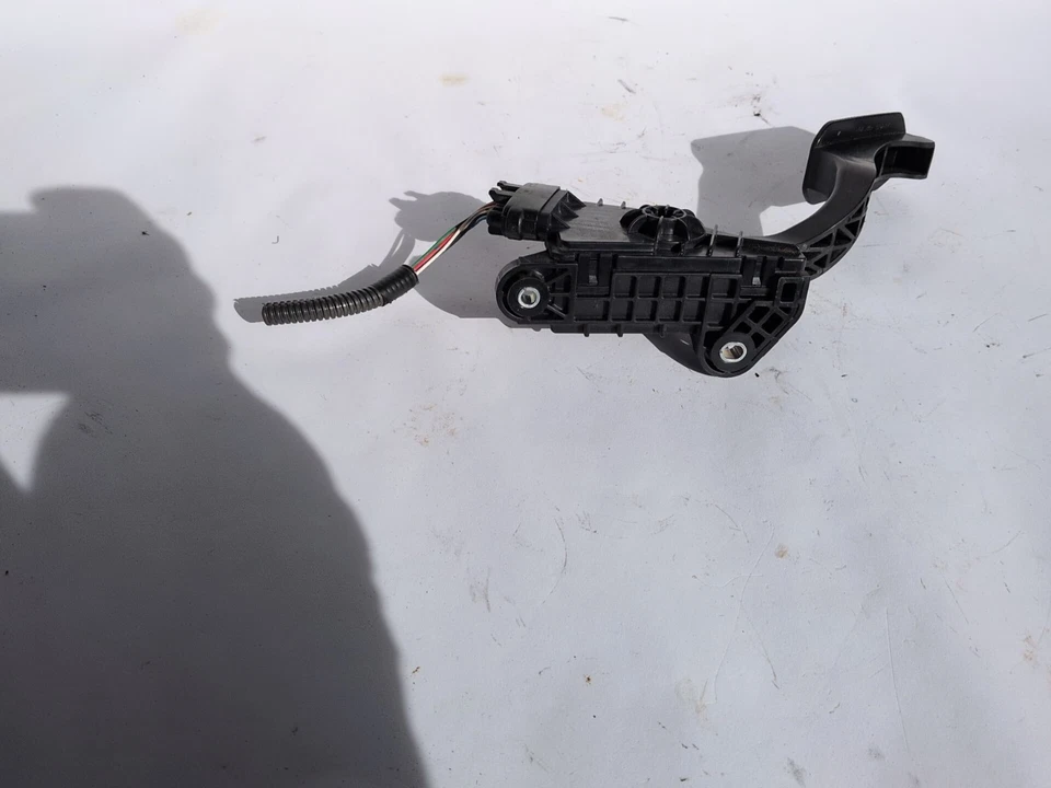 Pedal acelerador electrónico de gasolina Toyota Prius 2004-2009 78120-47050 Foto 4 de 4