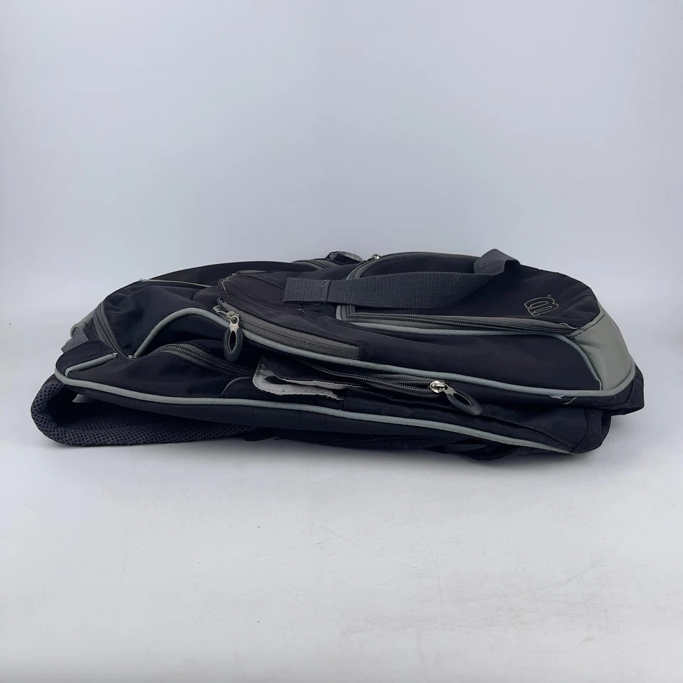 Mochila para equipo de béisbol Willson negra bolsillos de malla correa ajustable para el hombro Foto 4 de 4