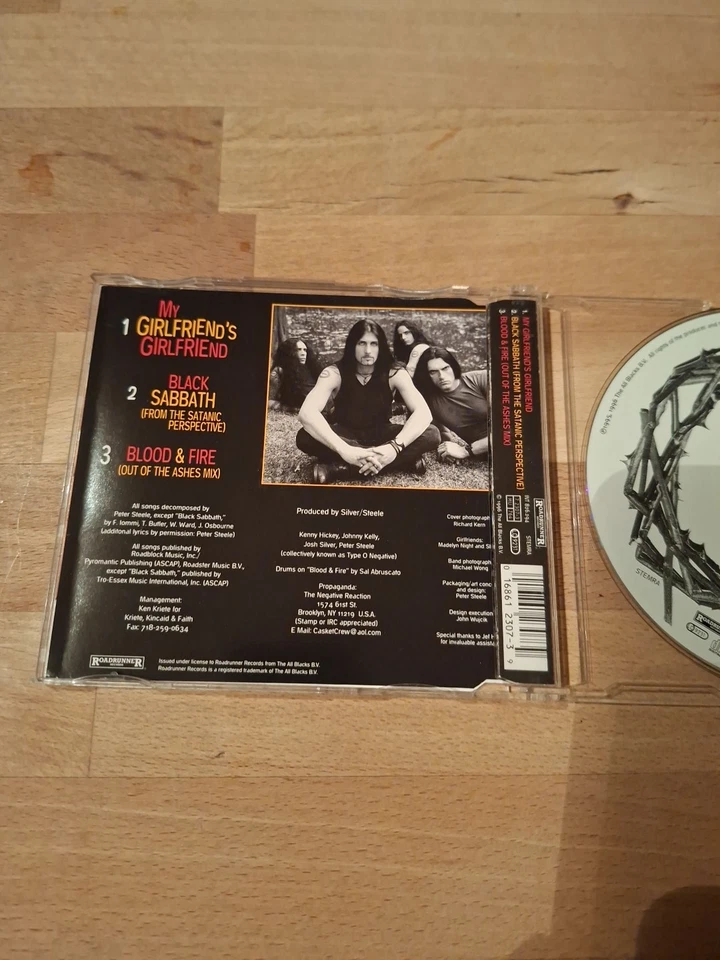 Type O Negative My girlfriend's girlfriend (1996)  [Maxi-CD] Black Sabbath  - Bild 2 von 2