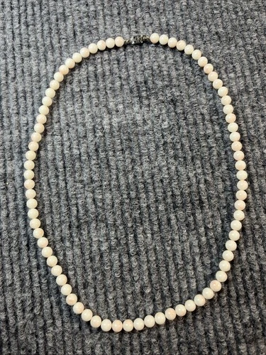 VINTAGE Faux Angel Skin Coral Bead Necklace Plastic Costume Jewelry