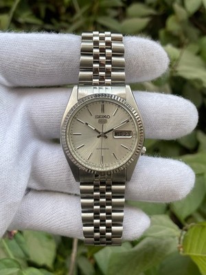 Vintage Seiko 5 Automatic 7009-3111 SNXJ-89 Silver Tone Fluted