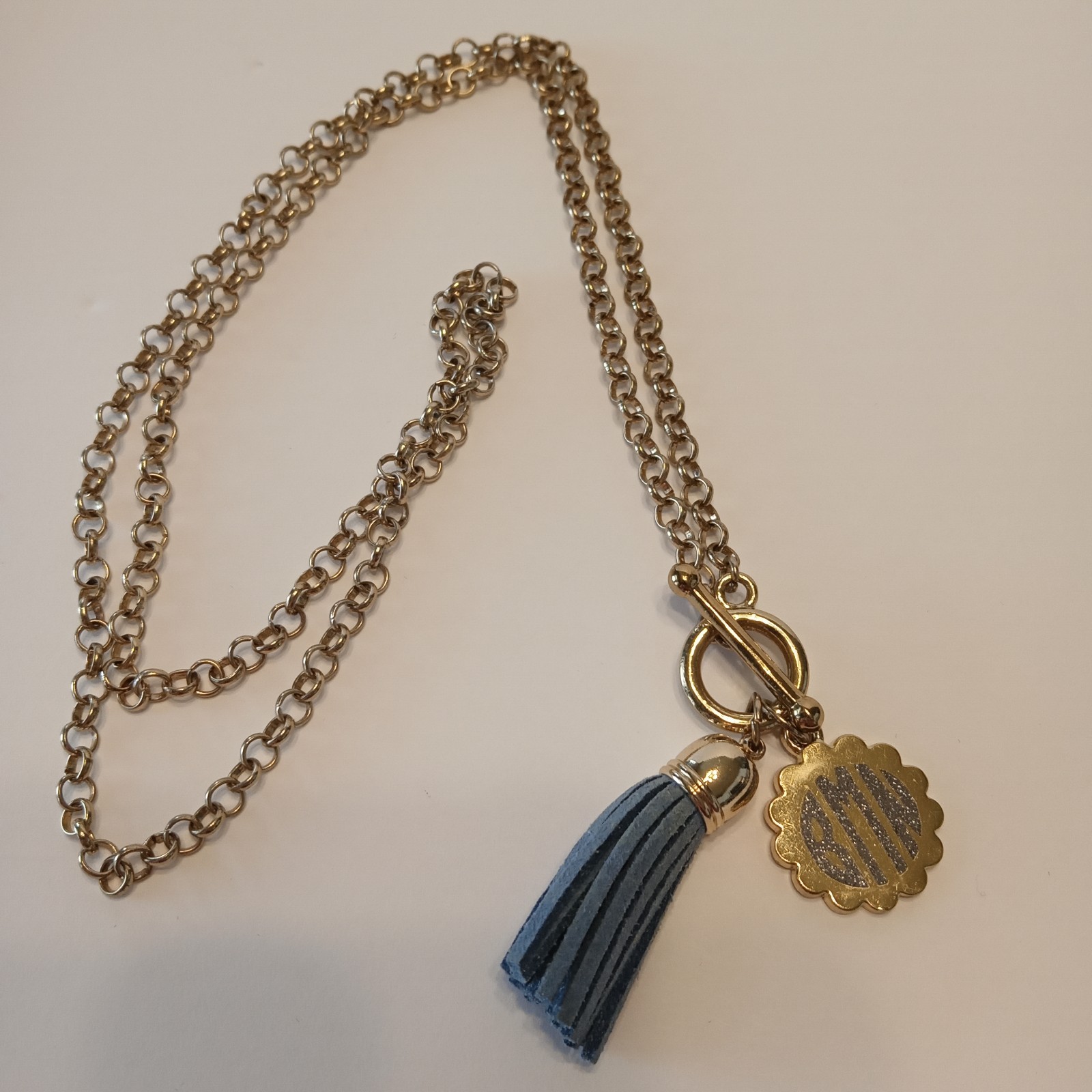 Statement 34" Bar/Ring Grey Leather Scalloped Dis… - image 5