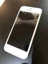 Apple iPhone 5s - 16GB - Silver Unlocked For Parts