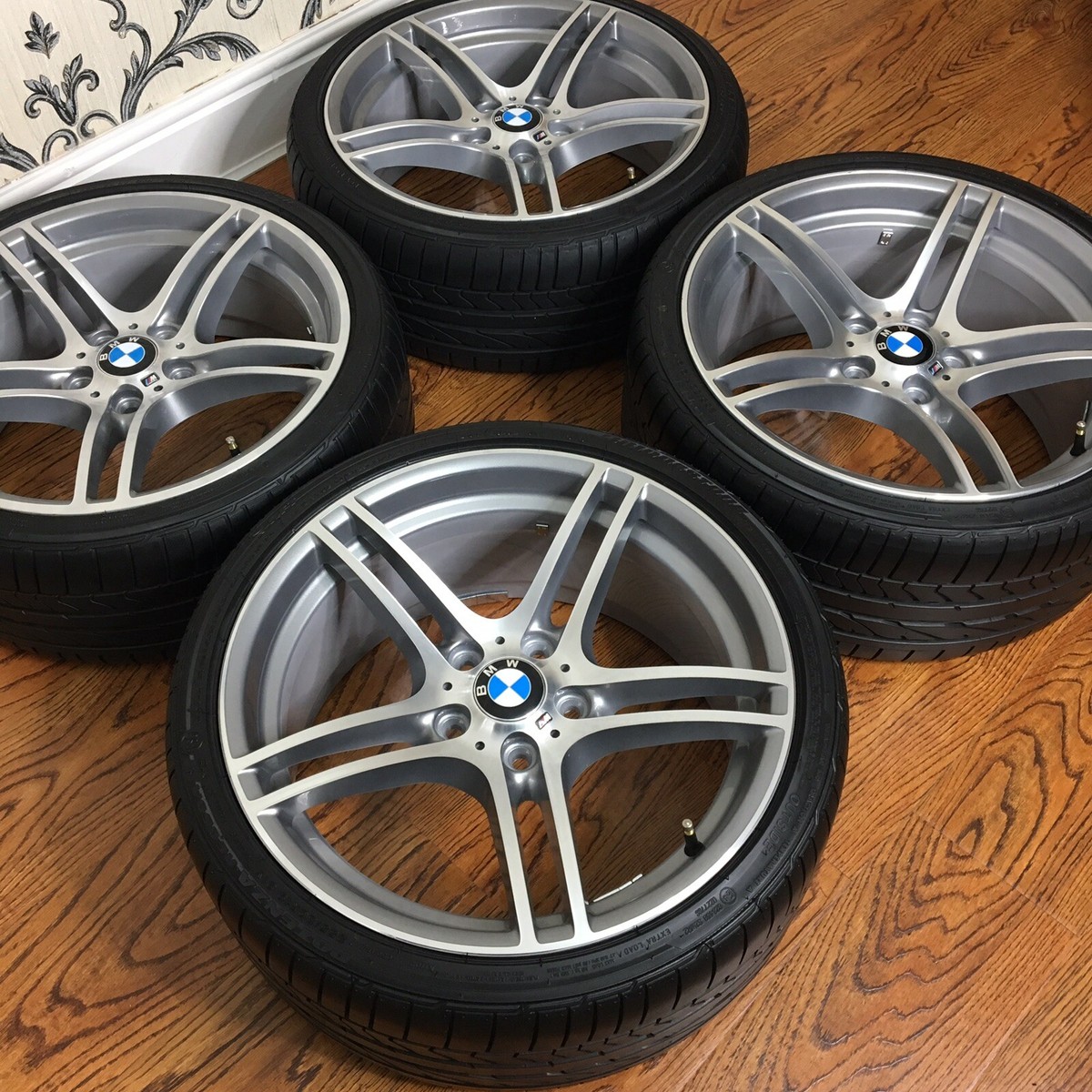 GENUINE BMW 19” PERFORMANCE DOUBLE-SPOKE 313 ALLOY WHEEL + TYRE 