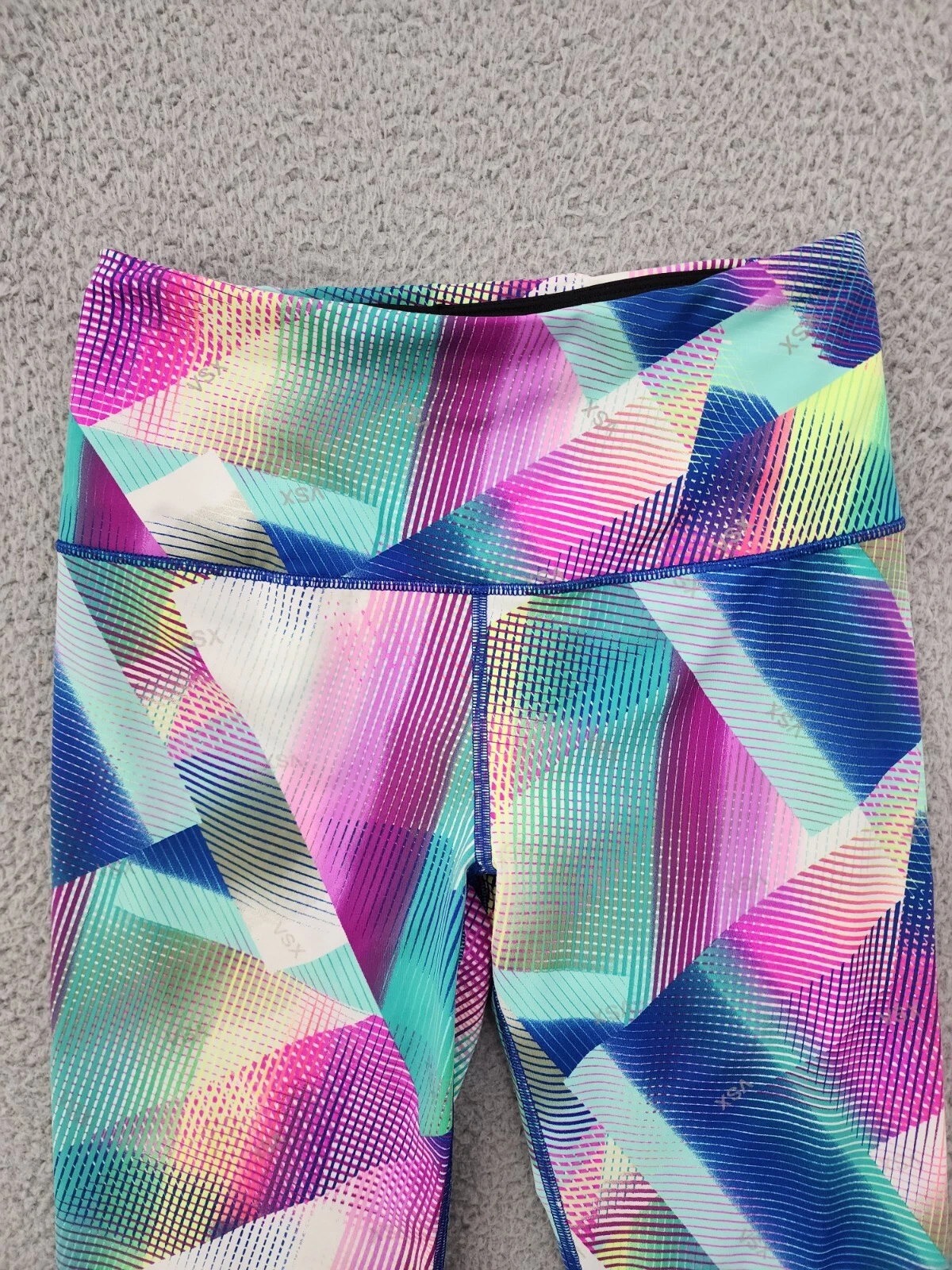 victoria-secret-vs capri knockout active yoga leggings