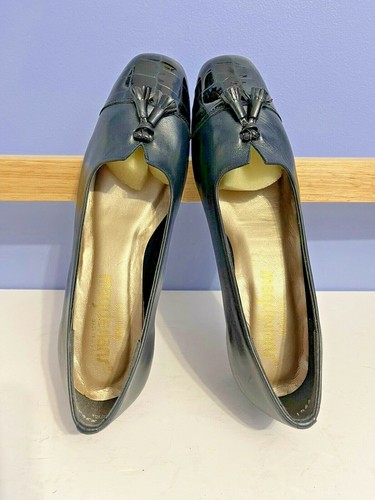 California Magdesians Women's Navy Blue Leather Gator Tassel Shoes Size 7.5M - Picture 3 of 6
