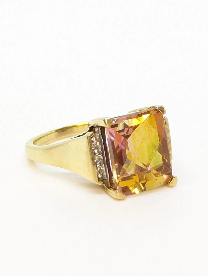 10K Solid Yellow Gold Fashion Ring Mystic Topaz Radiant Cut Diamond Size-5.5 - Image 3 of 4