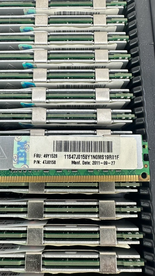 IBM Samsung 1x 16GB 2Rx4 PC3L-10600R DDR3 1333 MHz 1.35V VLP ECC Reg Memory RAM - Image 4 of 4