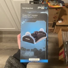 Dreamgear DGPS4-6402 Playstation-r4 Dual Charging Dock