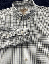 BILL  S KHAKIS LS Men  s Classic Fit Blue White Check CAs. Shirt Large