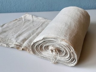Vintage Farm Linen 15.3m Long x 0.70m Wide Bale Linen Fine
