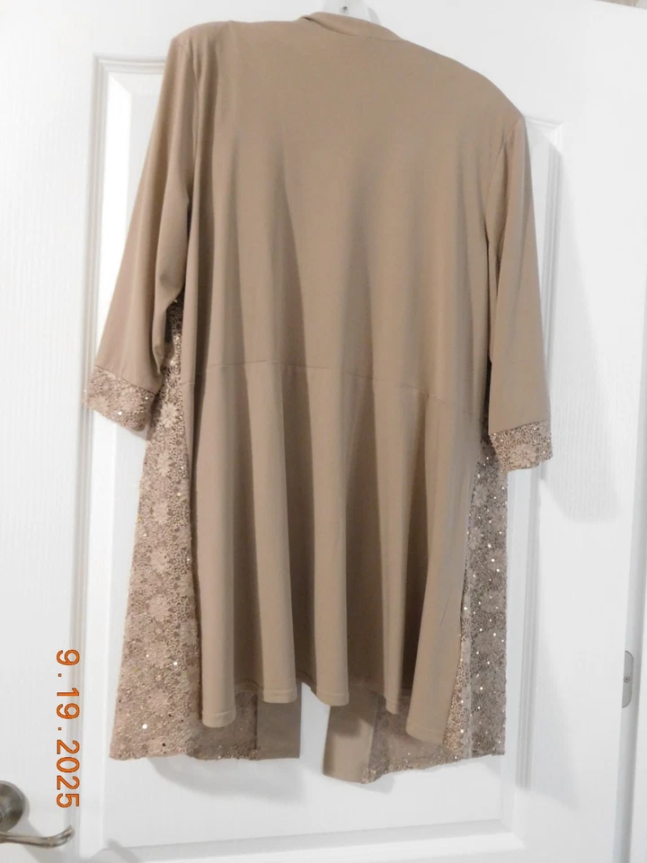 TRAJE PANTALÓN MADRE DE LA NOVIA - TOP OLEG CASSINI CON PANTALONES R&M RICHARDS - 18W  Foto 4 de 4