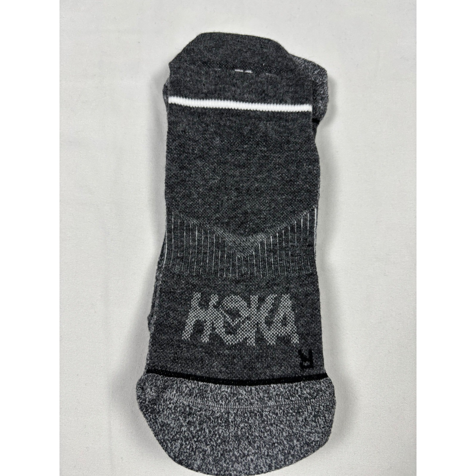 HOKA Performance Running Socks Cushioned Ankle NWOT 3 PK OSFM thumbnail 4