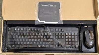 Razer Abyssus Essential 1800 Wired Mouse Cyclosa Keyboard Bundle NEW Open Box