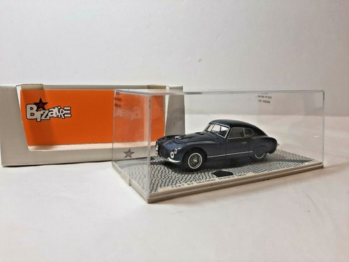 Extraño coche de carretera Fiat 8V segunda serie en azul metálico de 1953 BZ352 1/43 - Imagen 4 de 8