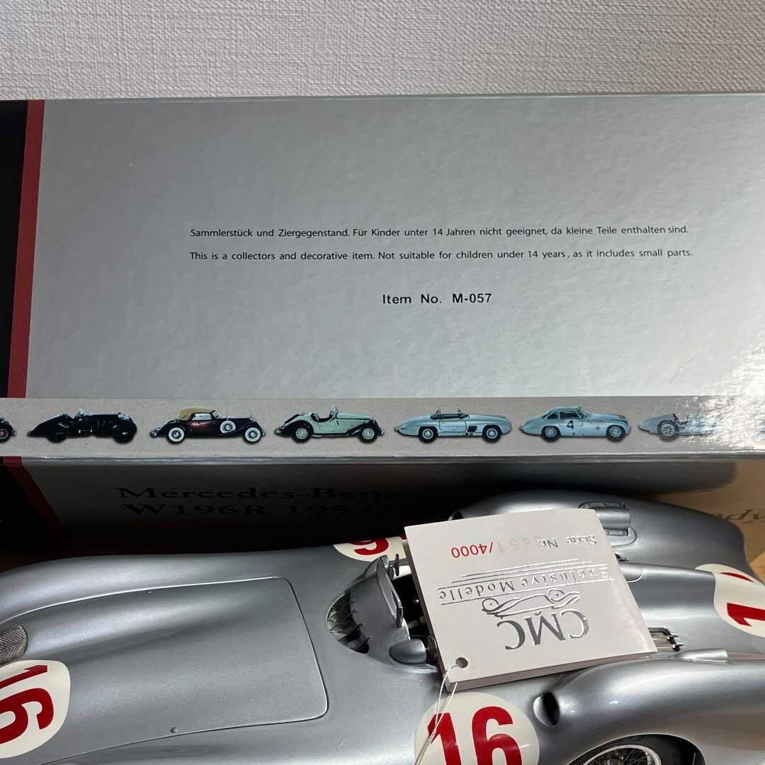 1/18 CMC Mercedes-Benz W196R 1954/55 Streamliner Body #16 w 1/18 CMC Mercedes-Benz W196R 1954/55 Streamliner Body #16 w