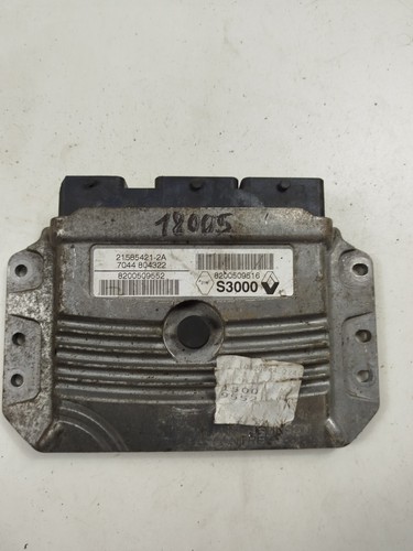Original renault Motorsteuergerät ECU  8200509516   8200509552