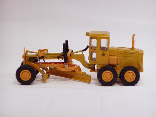 Komatsu GD605A Grader - n/c - 1/50 - Diapet Yonezawa #T-74 - MIB - Picture 2 of 6