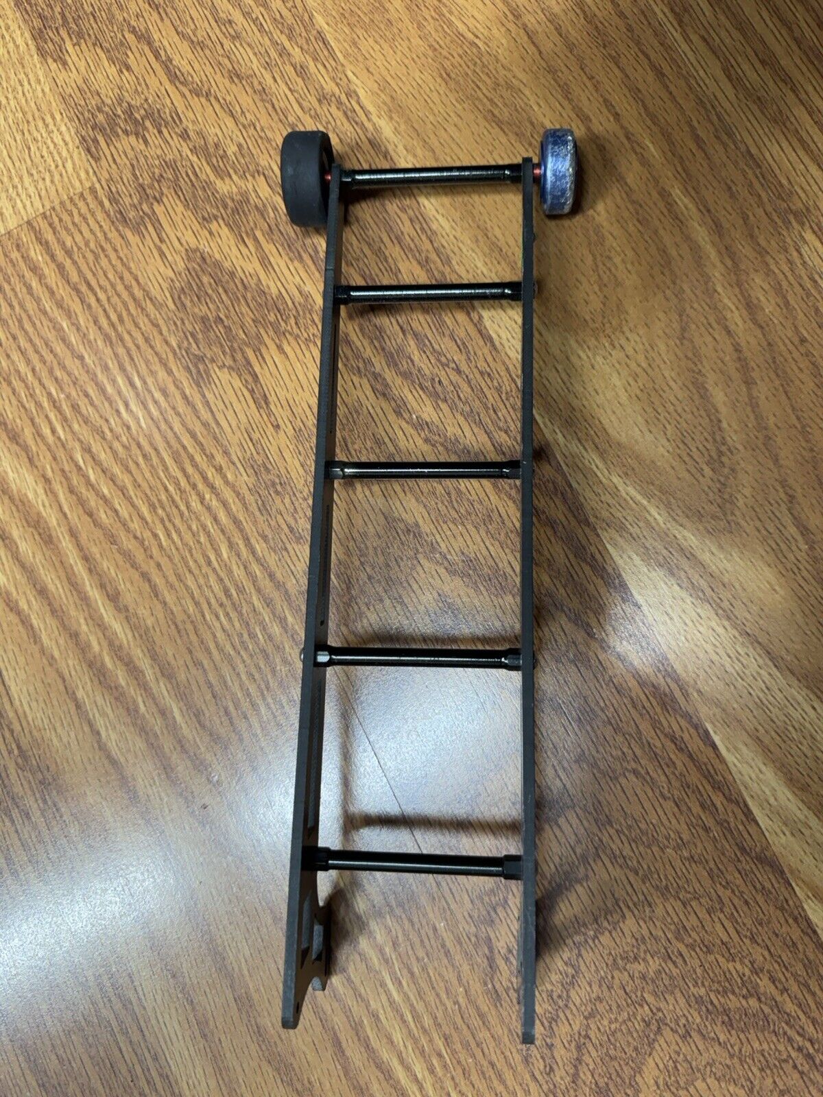Picture 2 of 4