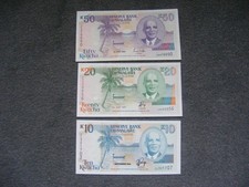 B487 Malawi  Banda  Banknotes x 3: 10 20 50 Kwacha 1990 - 1993 vf - ef FREE POSt