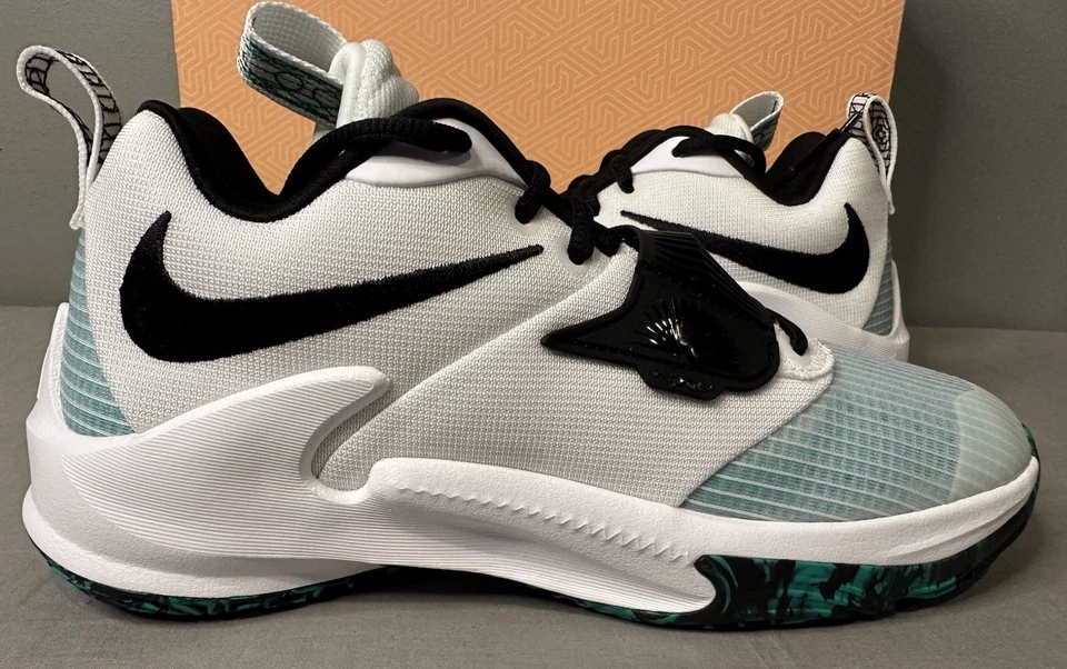 Nike Zoom Freak 3 (GS) Clear Emerald Sneakers DB4158-101 Youth Size 5Y - Imagem 3 de 4