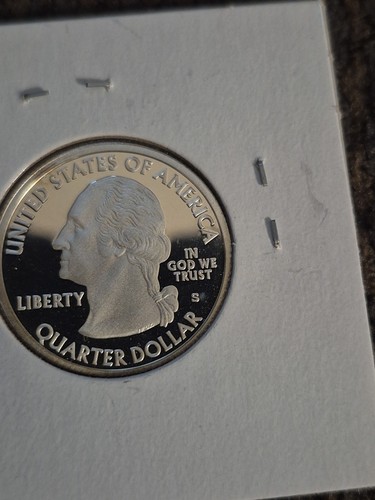 2009s 90% Silver Guam Quarter Uncirculated - Picture 3 of 3