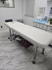 WHITE FACIAL MASSAGE  TABLE BED adjustable