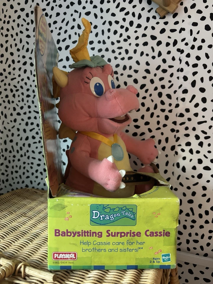 Peluche Cassie Dragon Tales 12" 1999 Playskool Hasbro incompleto vintage niñera Foto 3 de 4
