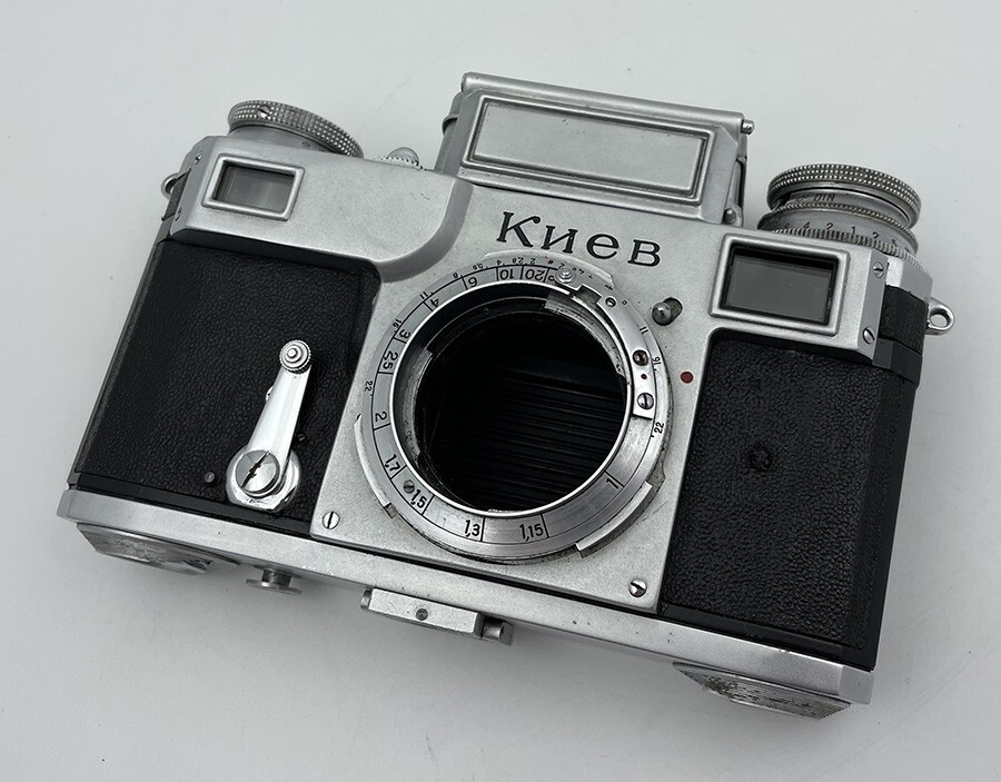 KIEV 3 cyrillic USSR 35 mm CONTAX copy camera + Jupiter 8 KIEV 3 cyrillic USSR 35 mm CONTAX copy camera + Jupiter 8