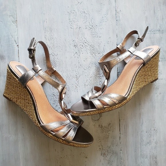 clarks champagne sandals