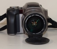 Olympus 35mm Film Bridge Camera IS-20 Quartzdate 28-110mm f/4.5-5.6 lens 4x Zoom