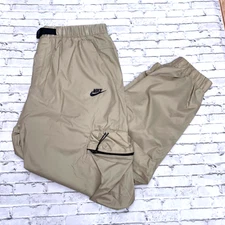 Nike Tech Men's Lined Woven Pants FB7911-247 Khaki Beige Black SIZE Medium NEW